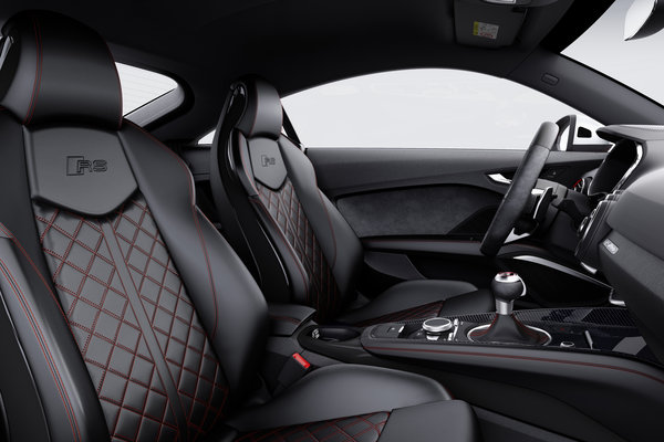 2018 Audi TT RS coupe Interior