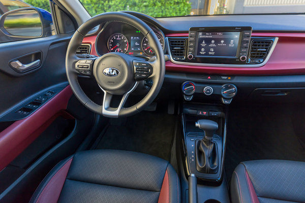 2018 Kia Rio sedan Interior