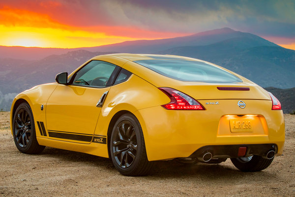 2018 Nissan 370Z Heritage Edition