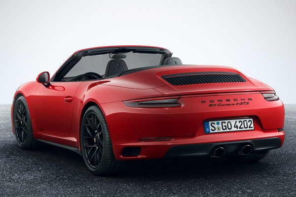 2018 Porsche 911 Carrera Cabriolet GTS