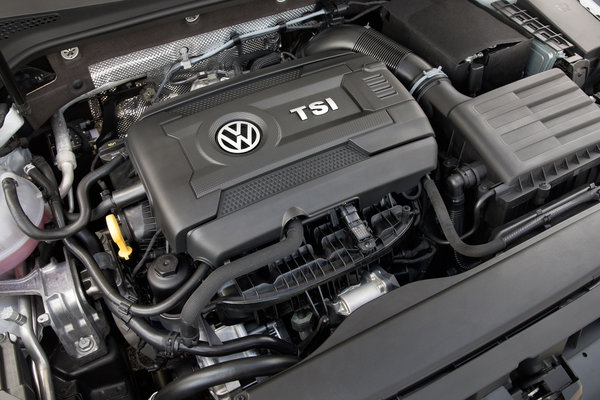 2018 Volkswagen Golf 5d Engine
