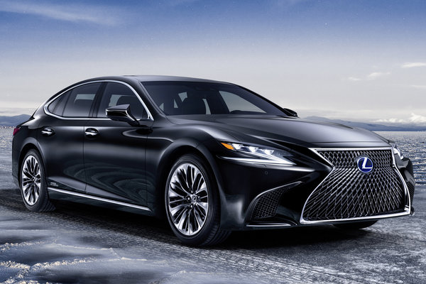 2018 Lexus LS 500h