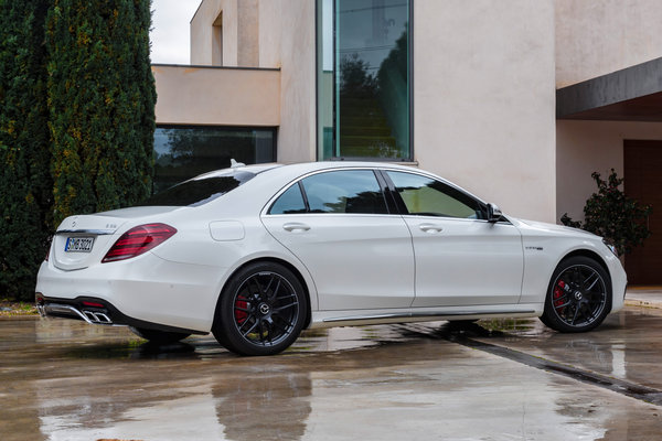 2018 Mercedes-Benz AMG S63 Sedan