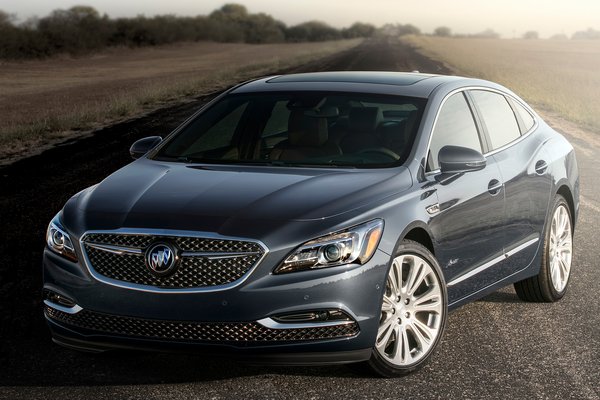 2018 Buick LaCrosse Avenir