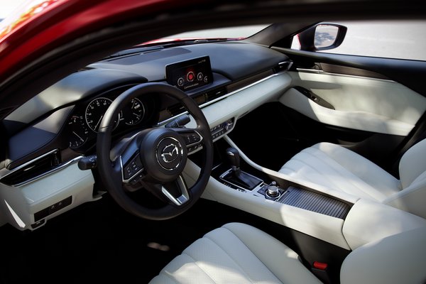 2018 Mazda Mazda6 Interior