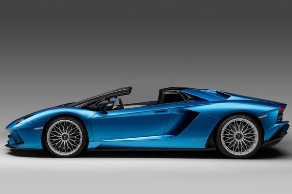 2018 Lamborghini Aventador Roadster