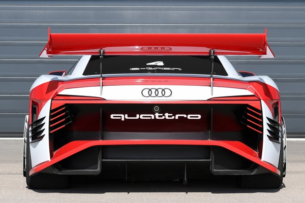 2018 Audi e-tron Vision Gran Turismo