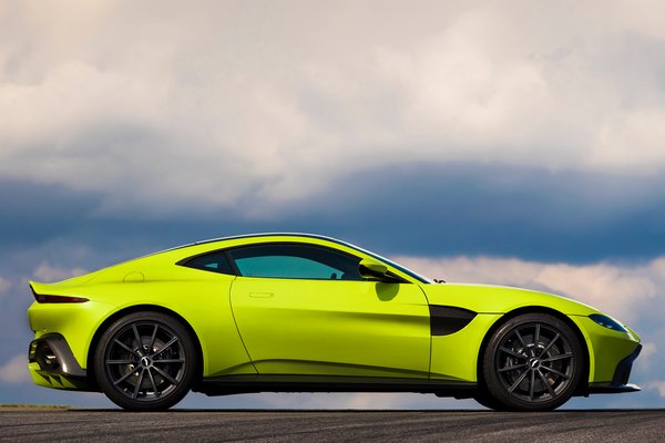 2018 Aston Martin Vantage