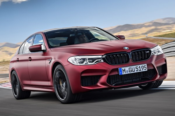 2018 BMW 5-Series M5 first edition sedan