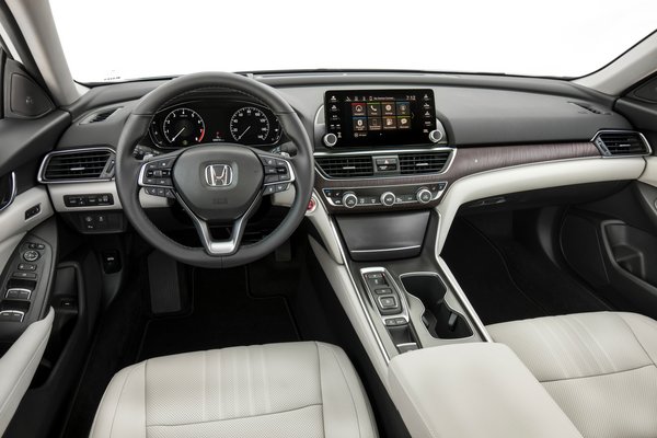 2018 Honda Accord Touring Interior
