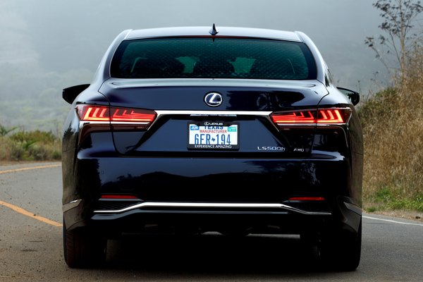 2018 Lexus LS500h