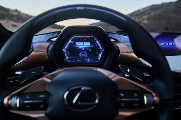 2018 Lexus LF-1 Limitless Instrumentation