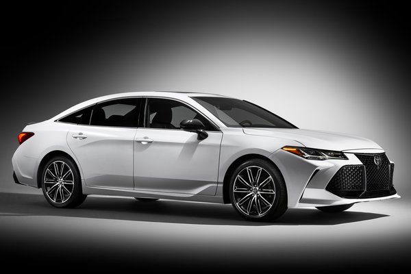 2019 Toyota Avalon Touring