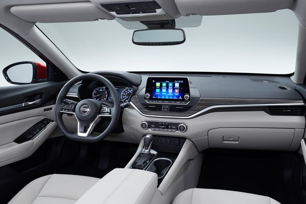 2019 Nissan Altima Interior