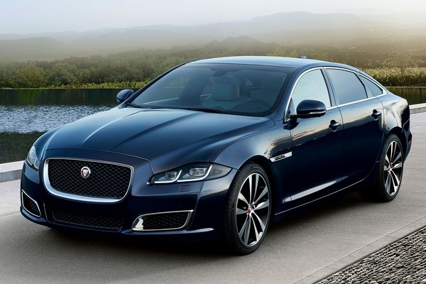 2019 Jaguar XJL 50