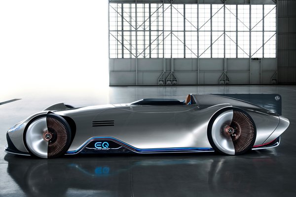 2018 Mercedes-Benz EQ Silver Arrow