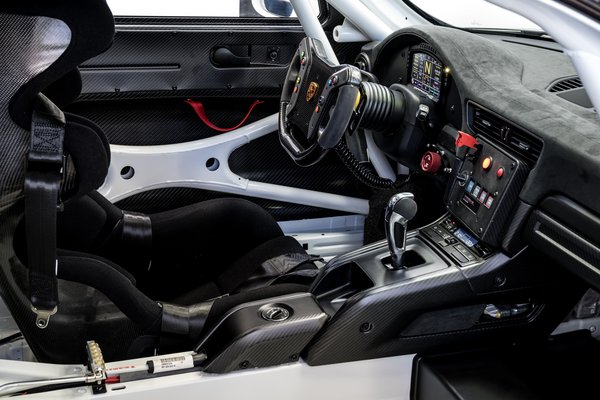 2019 Porsche 911 GT2 RS Clubsport Interior