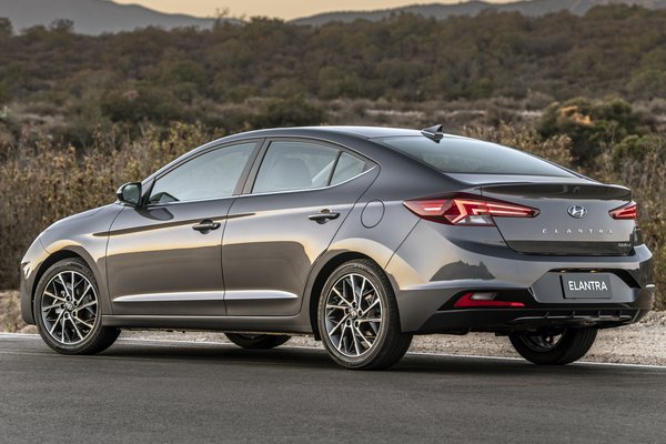 2019 Hyundai Elantra sedan