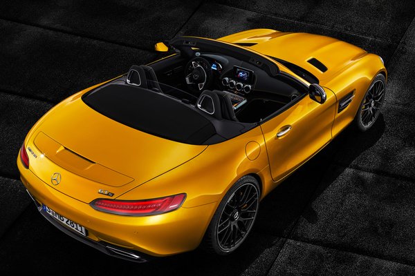 2019 Mercedes-Benz AMG GT S Roadster