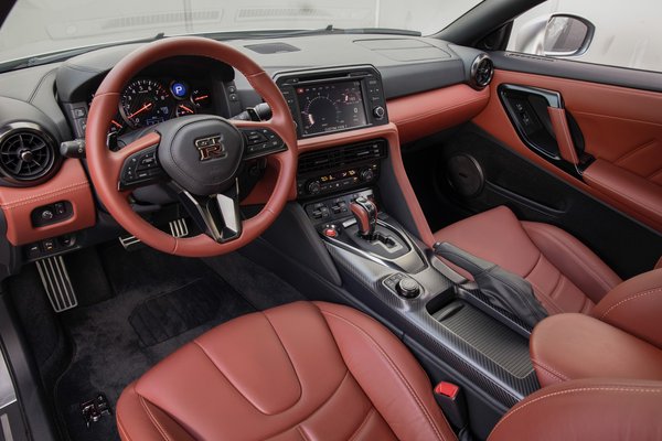 2019 Nissan GT-R Interior