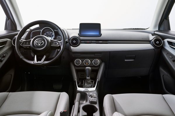2020 Toyota Yaris XLE Interior