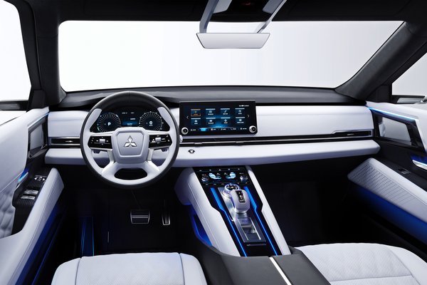 2019 Mitsubishi Engelberg Tourer Interior