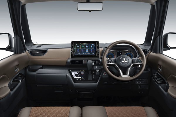 2019 Mitsubishi Super Height K-Wagon Interior