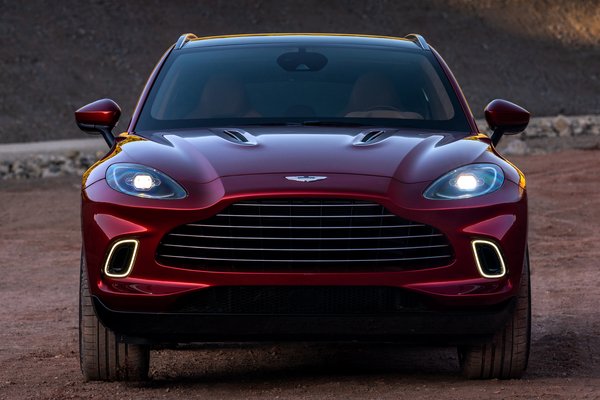 2020 Aston Martin DBX