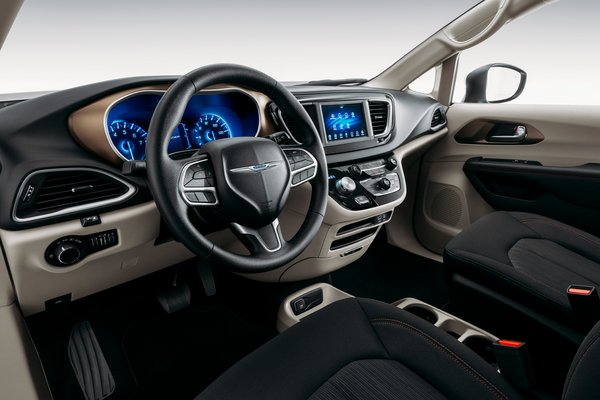 2020 Chrysler Voyager Interior