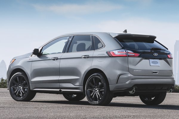 2020 Ford Edge ST-Line