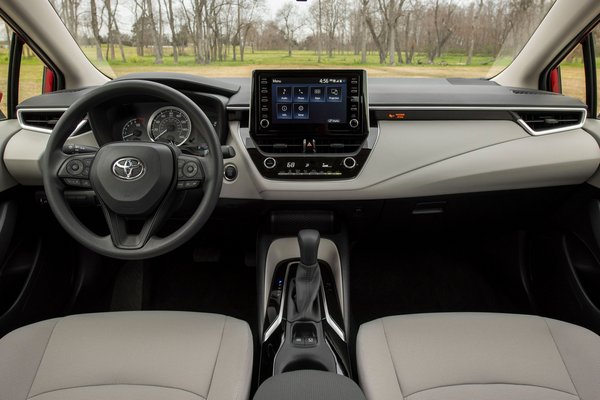 2020 Toyota Corolla LE sedan Interior