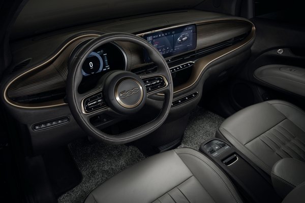 2020 Fiat 500 Giorgio Armani Interior