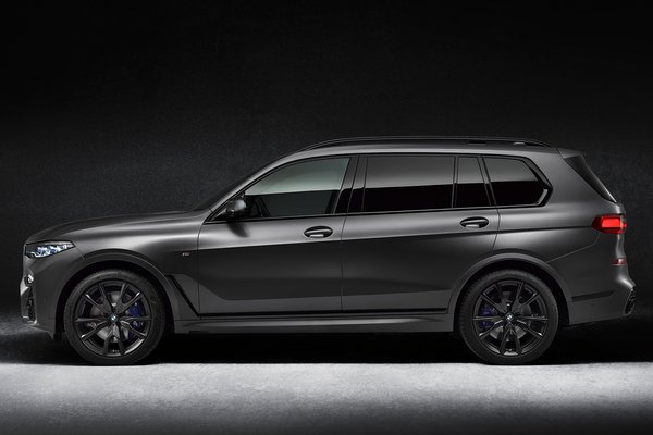 2021 BMW X7 Dark Shadow edition