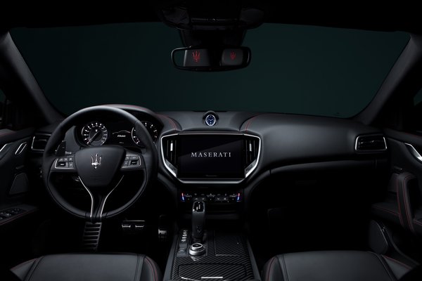 2021 Maserati Ghibli GranSport Interior