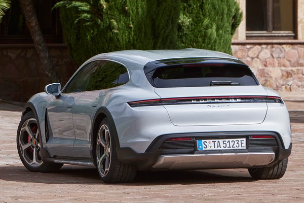 2021 Porsche Taycan Cross Turismo 4S