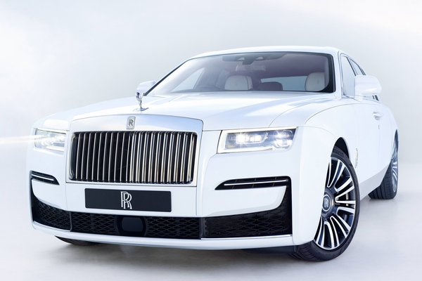 2021 Rolls-Royce Ghost (RHD Model)
