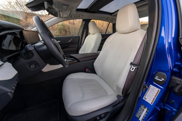 2021 Toyota Mirai Limited Interior