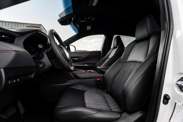 2021 Toyota Venza XLE Interior