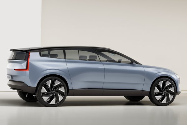 2021 Volvo Concept Recharge