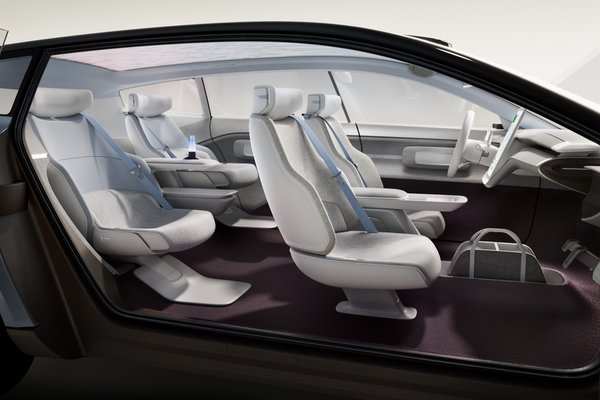 2021 Volvo Concept Recharge Interior