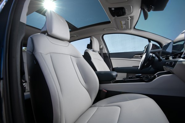 2023 Kia Sportage Hybrid Interior