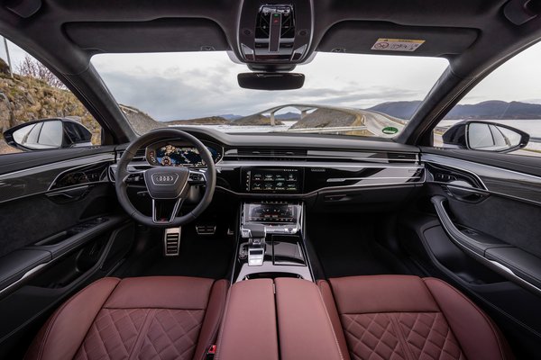 2022 Audi A8 Interior