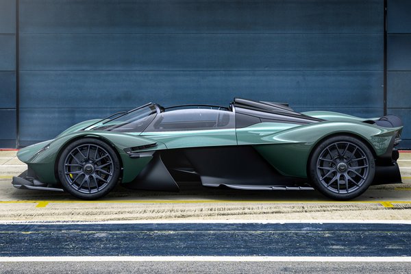 2022 Aston Martin Valkyrie Spider