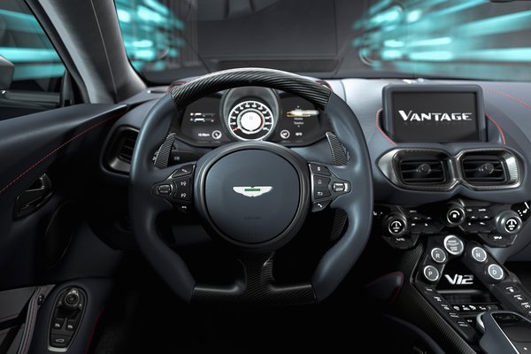 2023 Aston Martin Vantage V12 Instrumentation