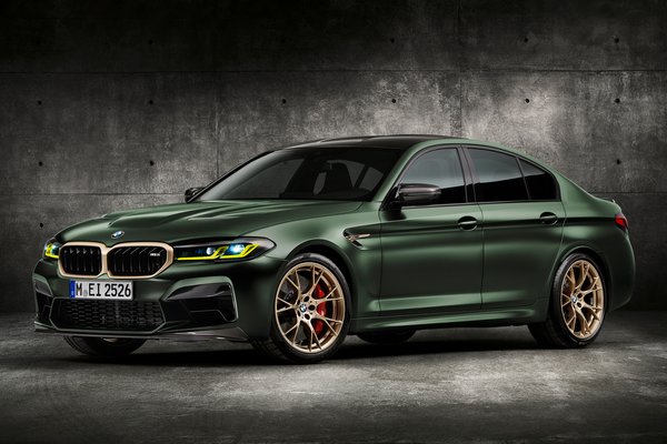 2022 BMW 5-Series M5 CS