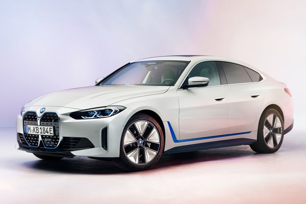 2022 BMW i4