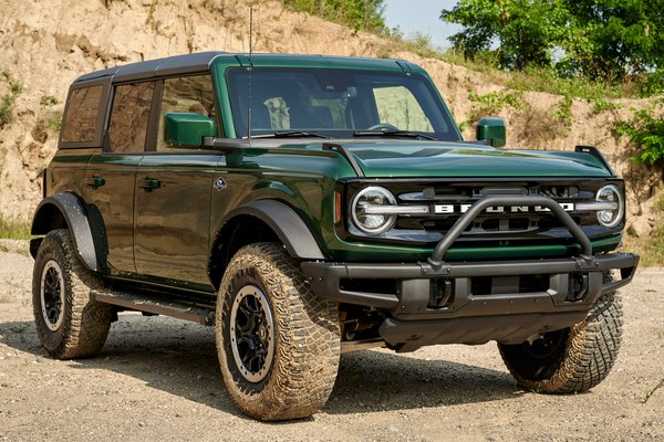 2022 Ford Bronco 4d