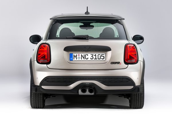 2022 Mini Cooper S Hardtop 2-door