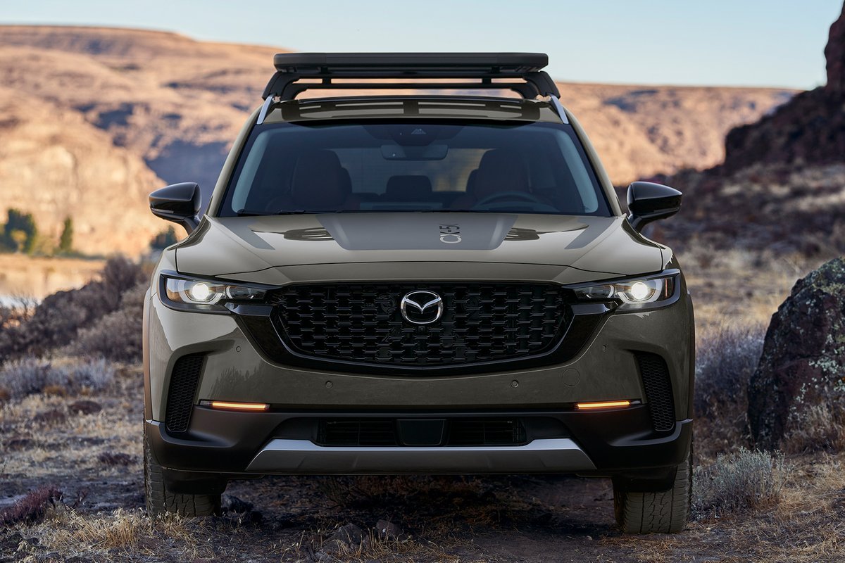 2023 Mazda CX-50 Pictures