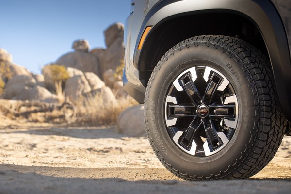 2022 Nissan Frontier Crew Cab Wheel